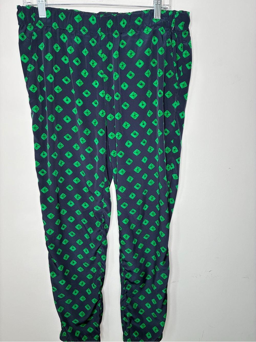 Micheal Kors Women’s Preppy Navy Comfy Classic Joggers with Green Diamond Print
